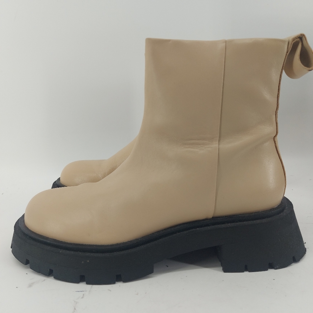 Zara Ankle Boots Womens Size EU 36/6 Cream Lug Sole Heeled Zipper Leather
